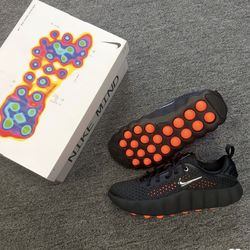 Nike mind black 002 size 9 women’s / 6.5 men’s