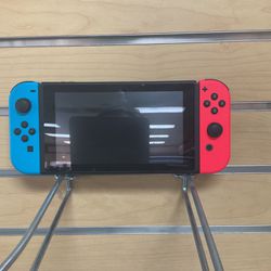 Nintendo Switch (V2)