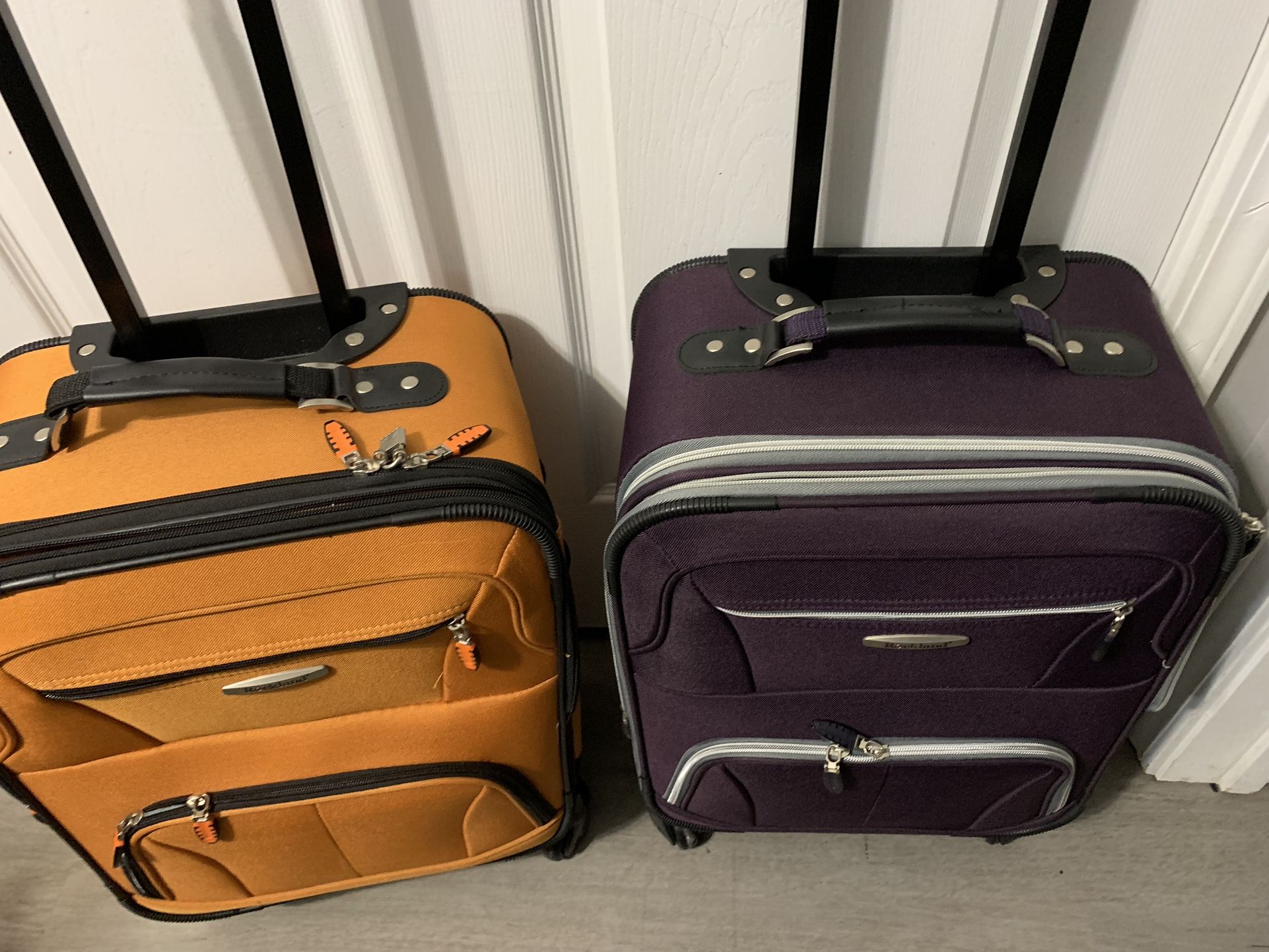 Rockland Rolling Carry On Used Like New $20 Each