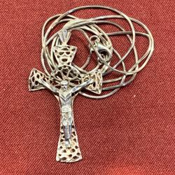 Beautiful 925 Sterling Silver Handcrafted Crucifix Cross Necklace