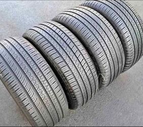 🎃 265 45 20 Pirelli Tires Con 80% de Vida Las 4