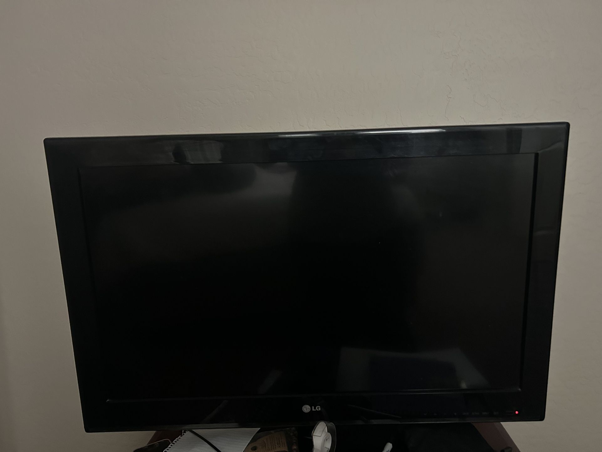 LG Tv 32inch
