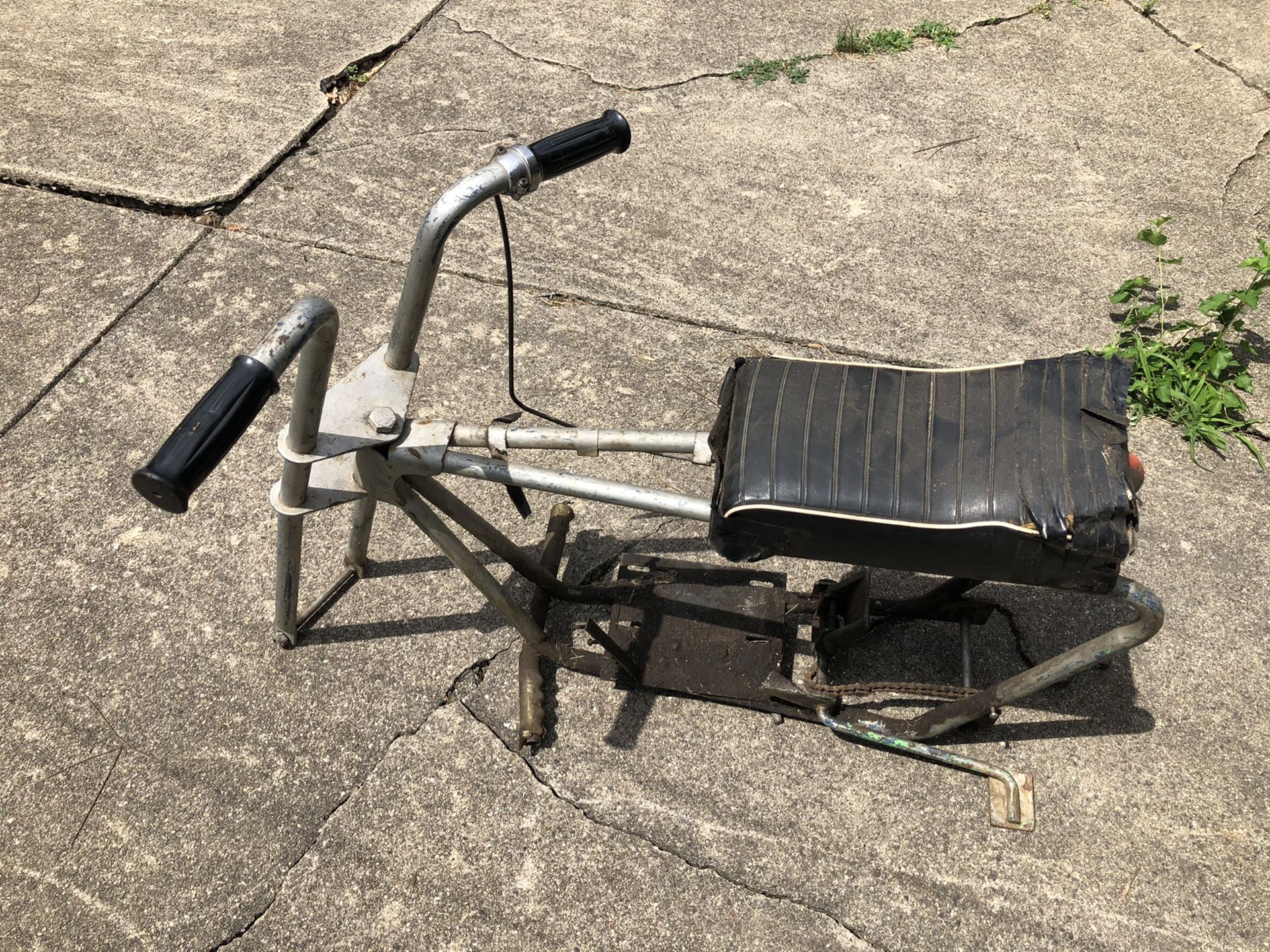 Mini bike frame for Sale in IND HEAD PARK, IL OfferUp