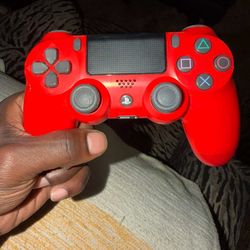 PS4 controller