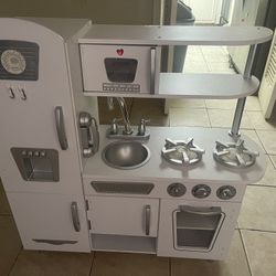 Kids Kitchen