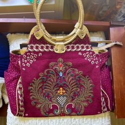 Purse Unique With Embellishments 