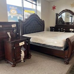 Bedroom Set , Nightstands, Dresser , Chest , Mirror 