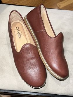 Charix Brown Slip Ons Sz 38 Women’s Sz 8 Cognac