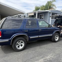 1999 Chevy S-10 Blazer
