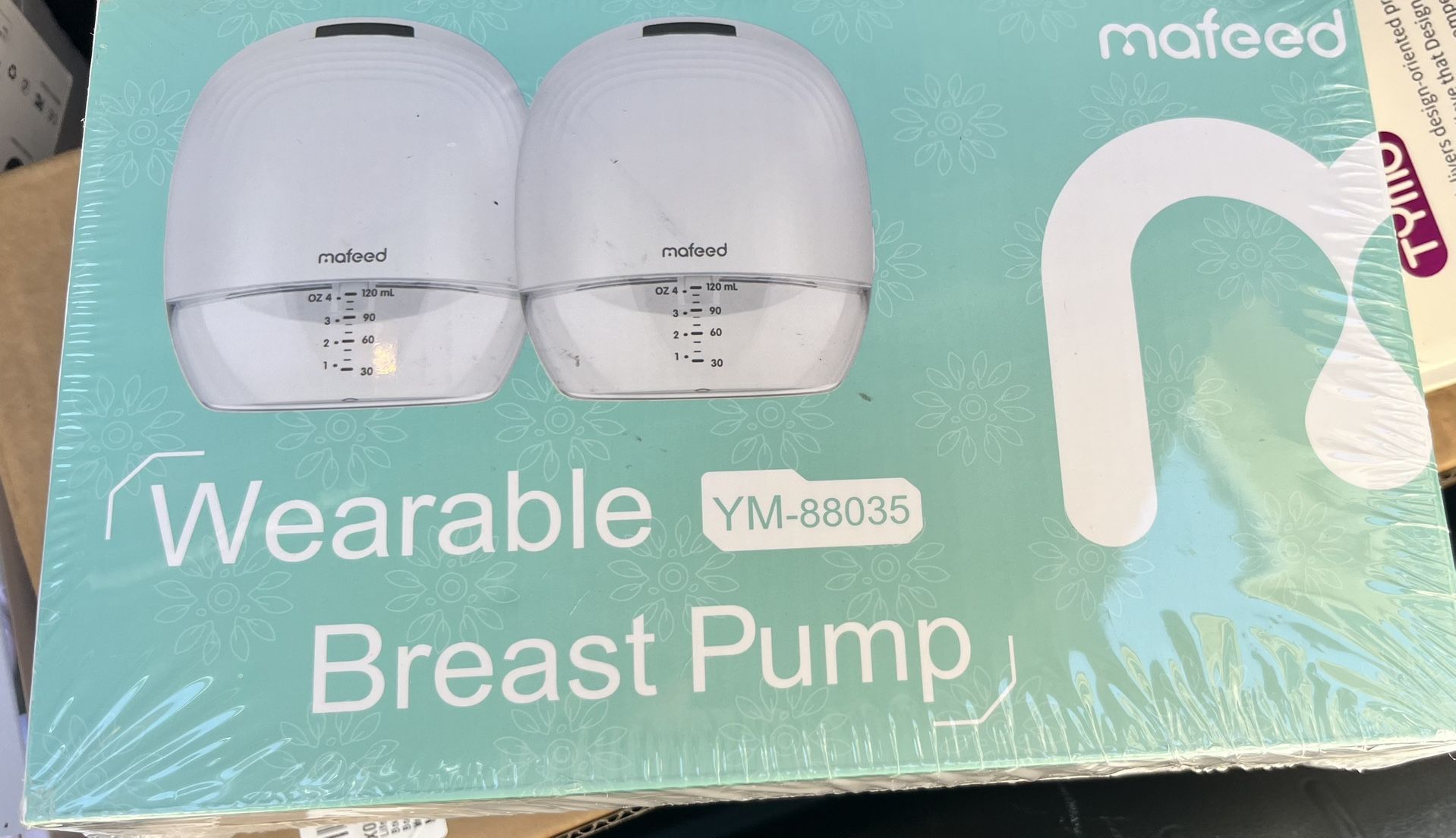 Mafeed wearable breast pump New $65