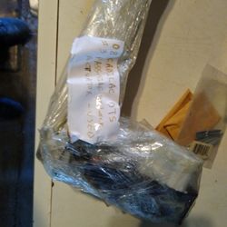 08 Cadillac DST pass-side Door lock Actuator