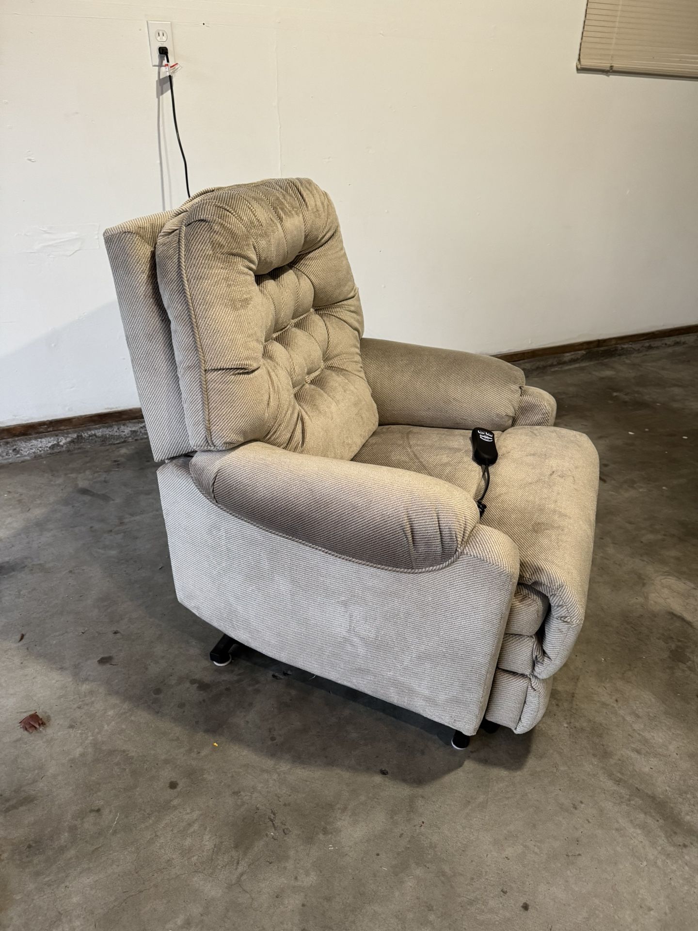 Sit To Stand Recliner Chair
