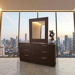 Dresser With Mirror 