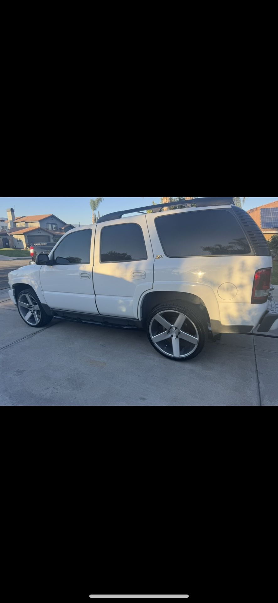 24” Dub Ballers For Tahoe Or Silverado Good Condition I Had To Repair One Rim But All Are Good Now Come With Tires Asking 400 Obo