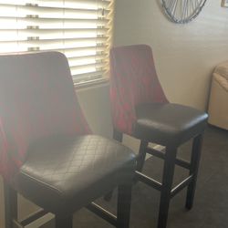 Bar Chairs/Stools 