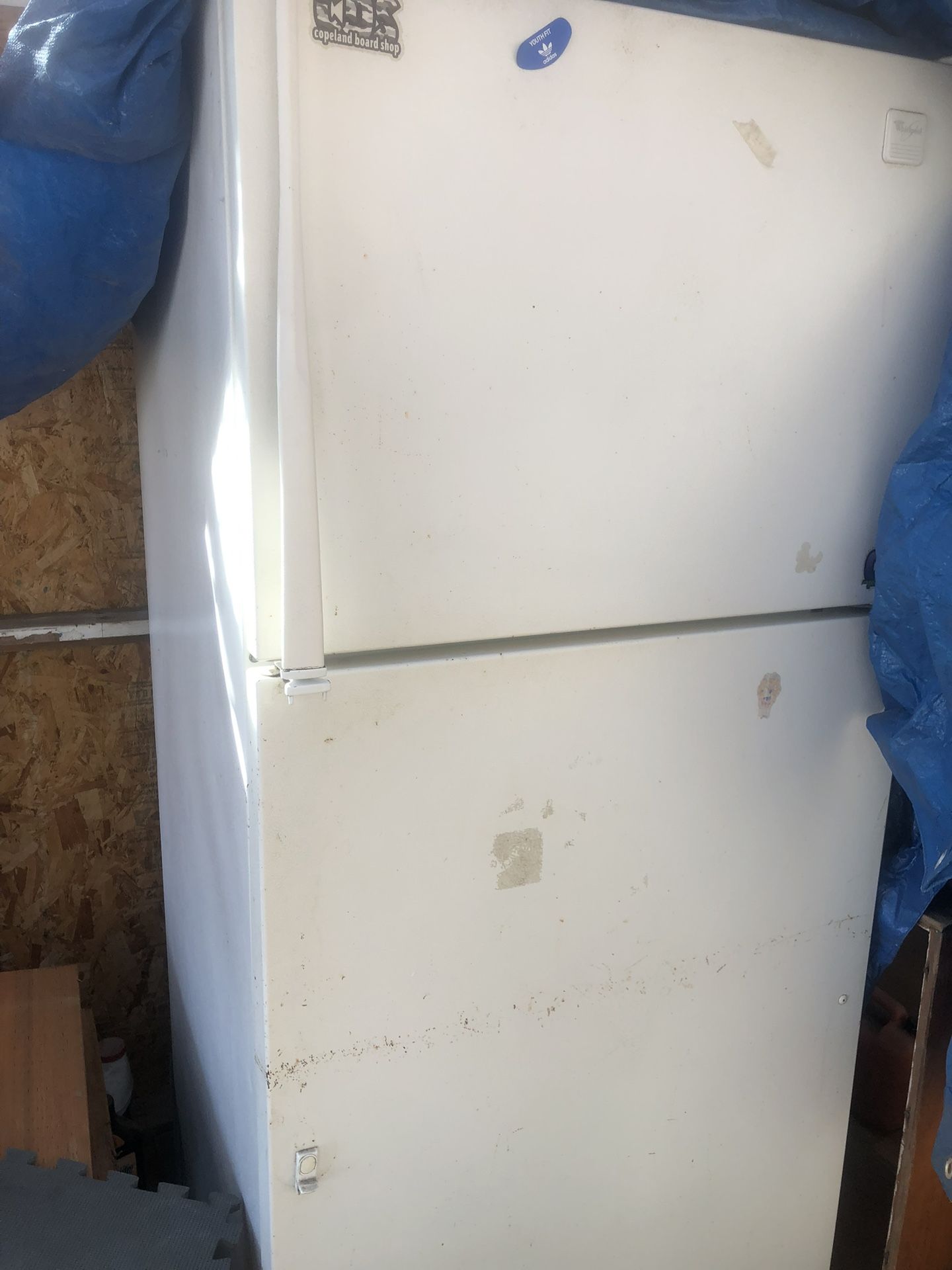 *FREE* Refrigerator