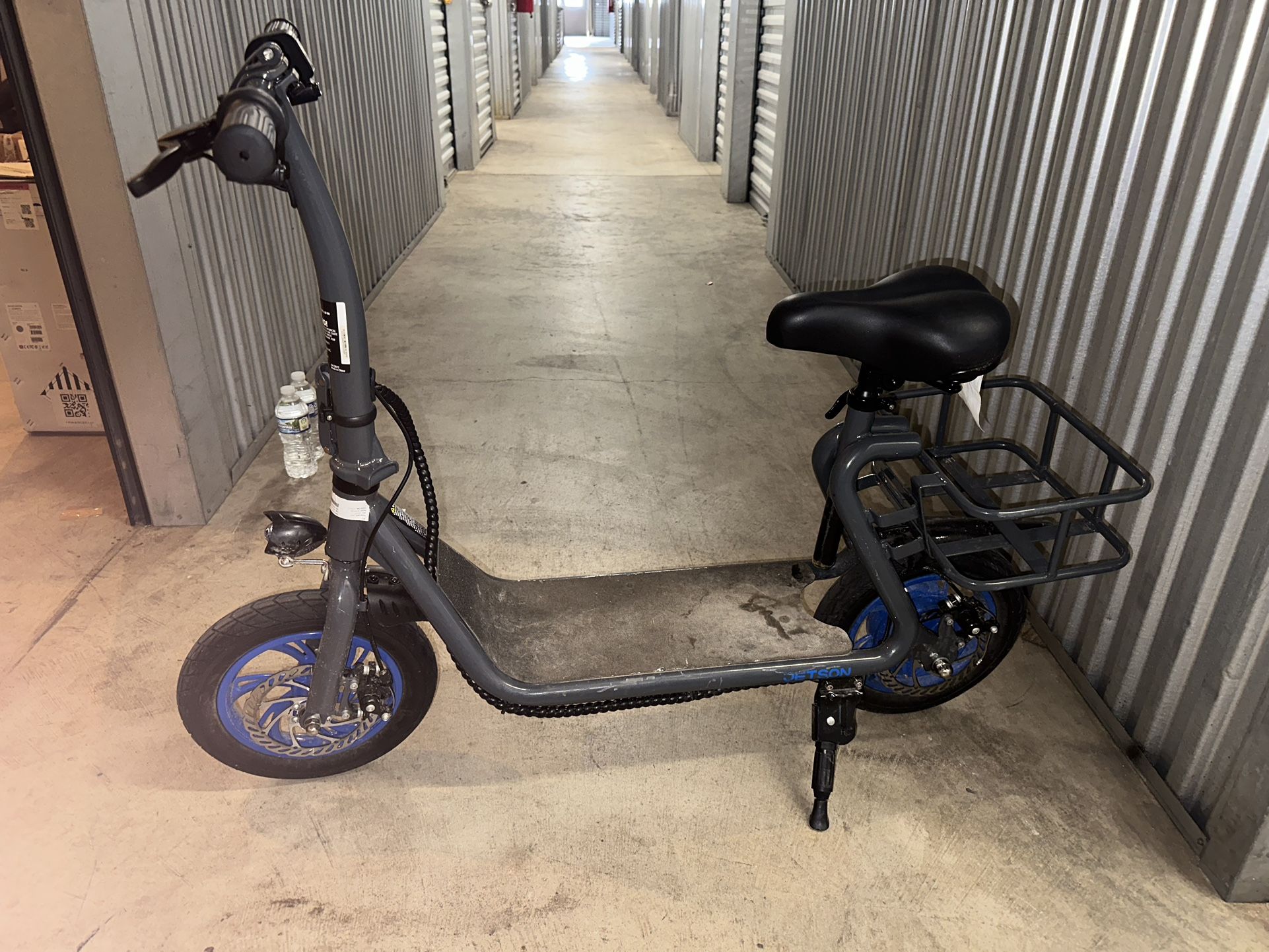 Jetson Ryder Pro Electric Scooter