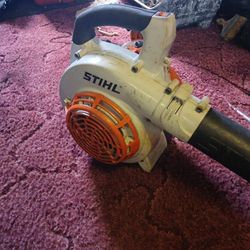 Leaf blower