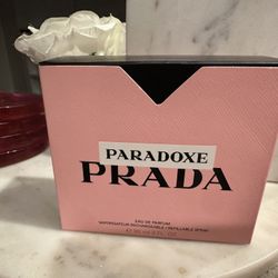 Prada Paradoxe Perfume