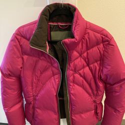 Women’s Nike Puffer Down Filled Jacket Size Large 