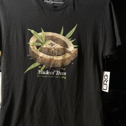 LRG T-Shirt Size Small