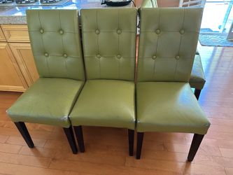 6 dining chairs for free