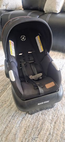 Maxi-cosi baby car seat