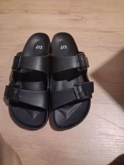 Gap 11 men's sandals