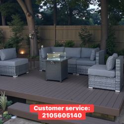 New inbox patio set (we finance and deliver)($54 down,90 day no interest payment plan)