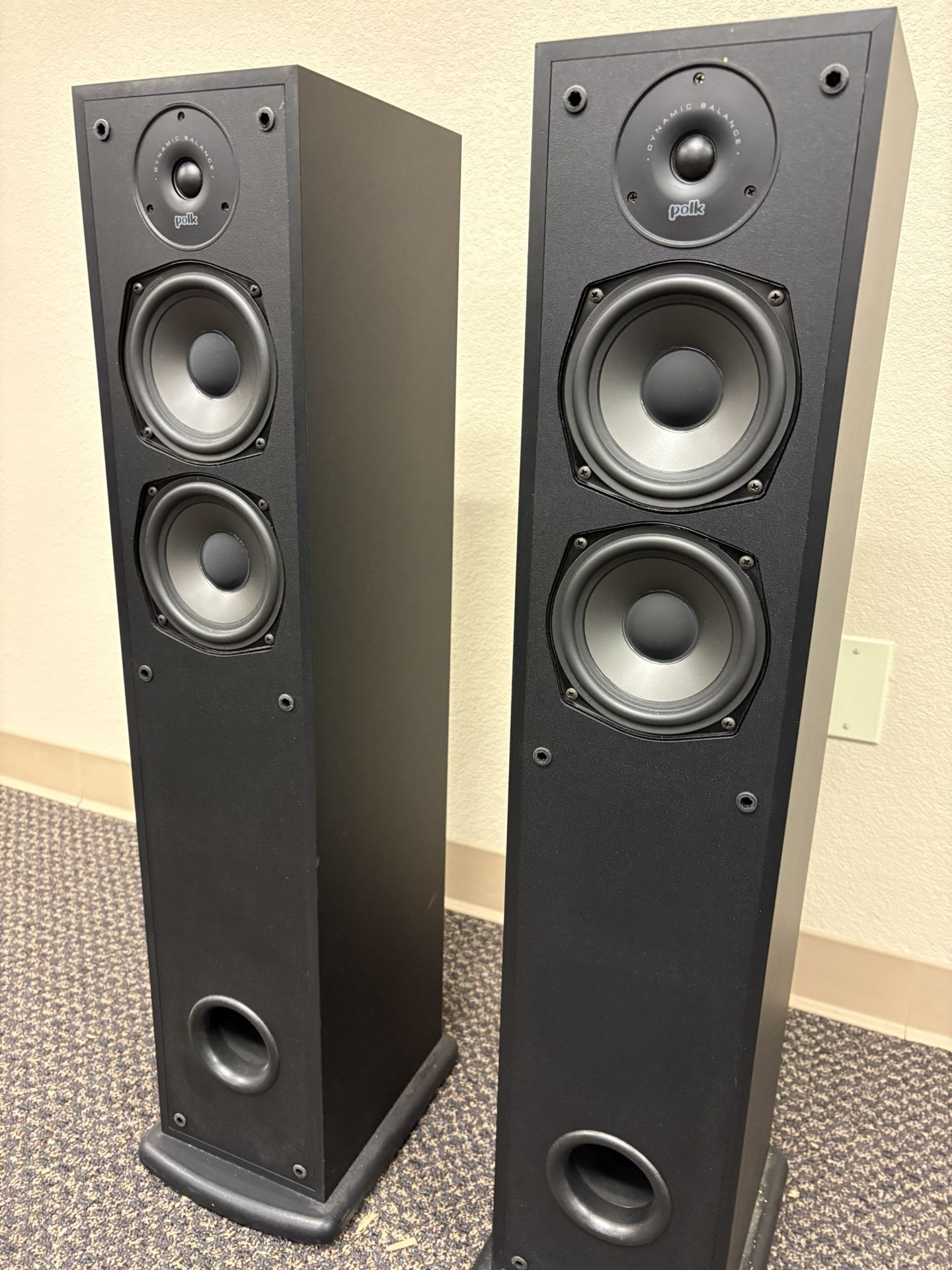 Polk Audio R40 Tower Speakers