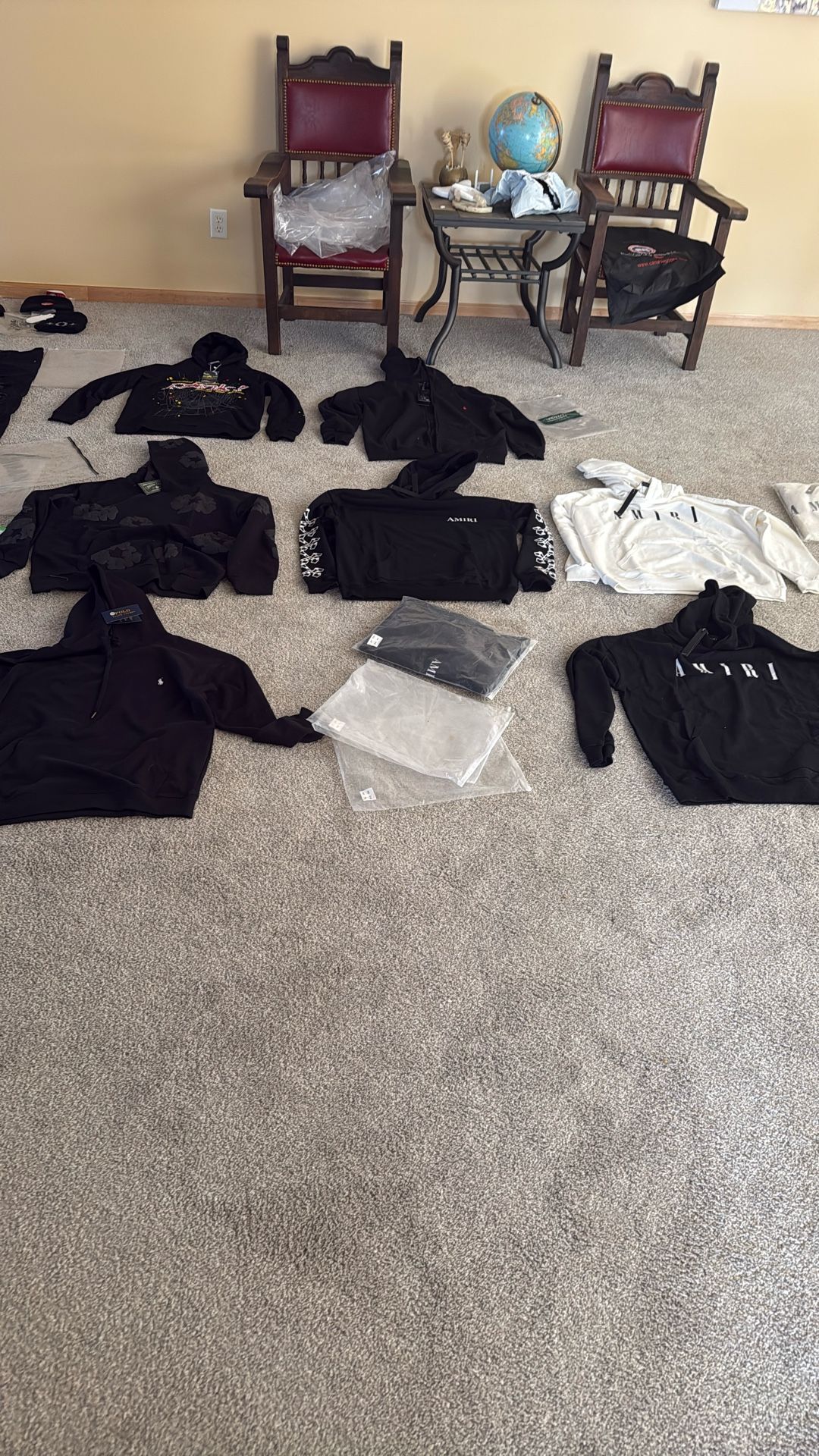 Sweatshirt lot