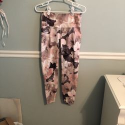 Old Navy Active Floral Leggings Size M