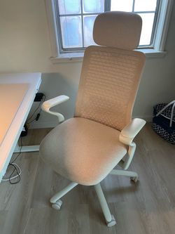 Branch Desk Chair Like New!
