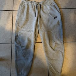 Nike Tech Sweats 