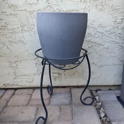 Flower Pot With Stand