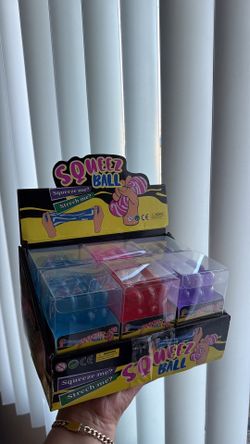 Squeeze ball