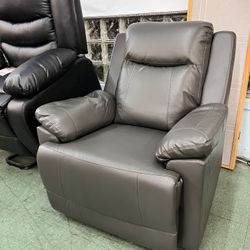 🚚Hot Deal🚚Brand New Power Recliner Chair $399, Finance Available, Delivery Available 