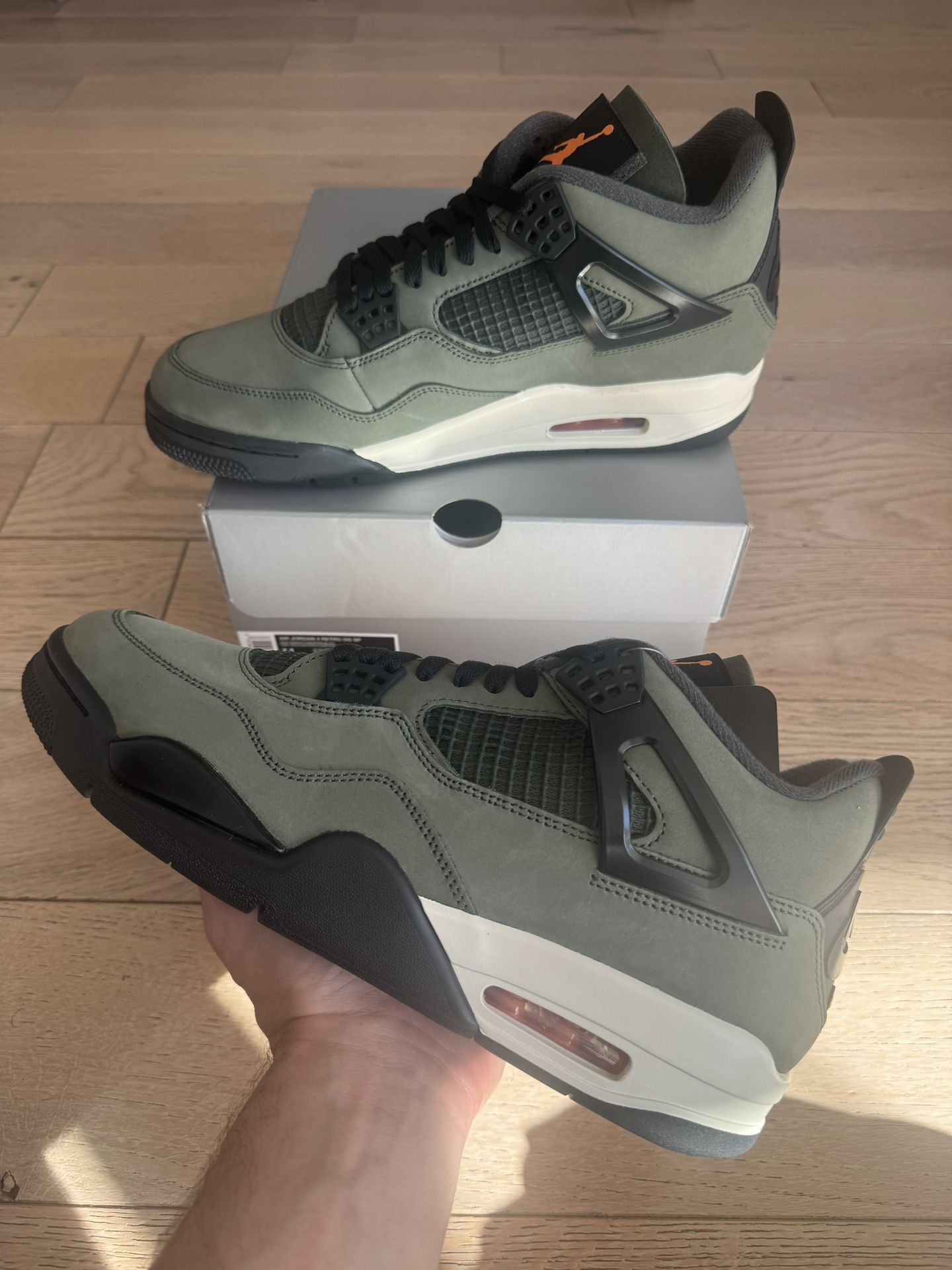 Air Jordan 4 Retro X Undefeated
