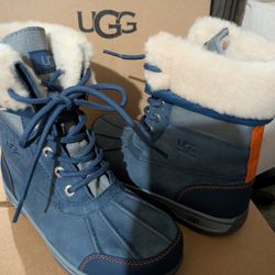 Ugg