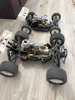 Gas powered rc truck
