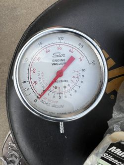 Engine Vacuum Pressure Gauge