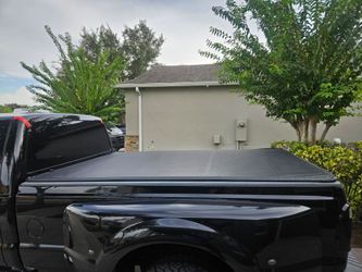 8FT  Tri-Fold Gator Truck Bed Cover