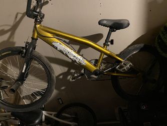 Bike 20” mongoose free style