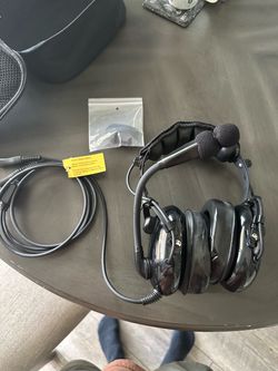 Aviation Pilot Headset with Mic and Cable