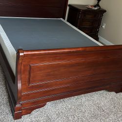 Queen Bed And Nightstand