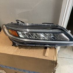 2016-2017 Honda Accord  Coupe Right Headlight 