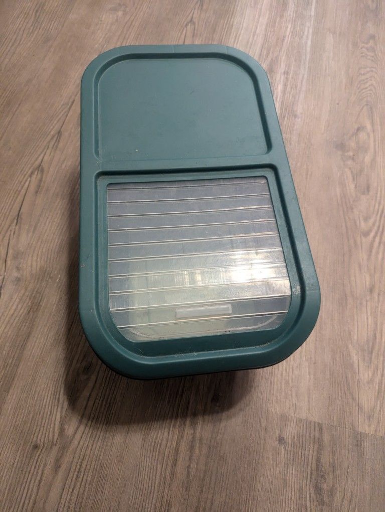 Pet Food Container