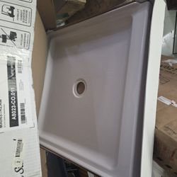 32x32 Center Drain Shower Base 