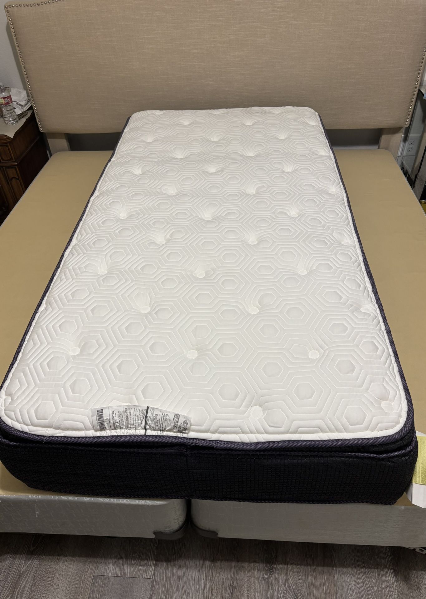 Sleepy's Hush Pillow Top Twin Mattress