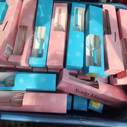 Hair Massagers Container Full Over 50 NEW